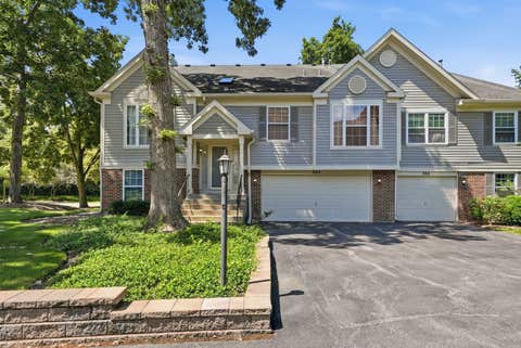 Photo of 864 N Shady Oaks Drive #864, Elgin, IL 60120 (MLS # 12718684)
