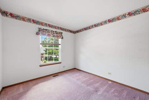 Tiny photo for 864 N Shady Oaks Drive #864, Elgin, IL 60120 (MLS # 12718684)