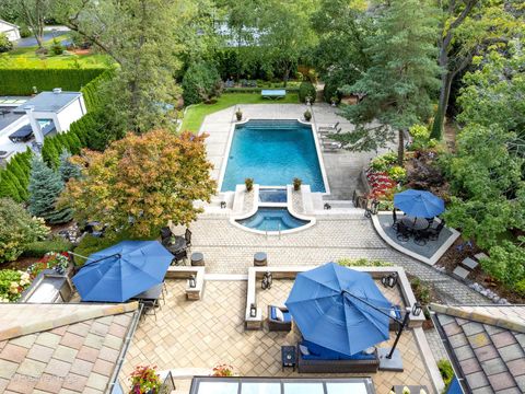Tiny photo for 24 S WASHINGTON Circle, Hinsdale, IL 60521 (MLS # 12484350)