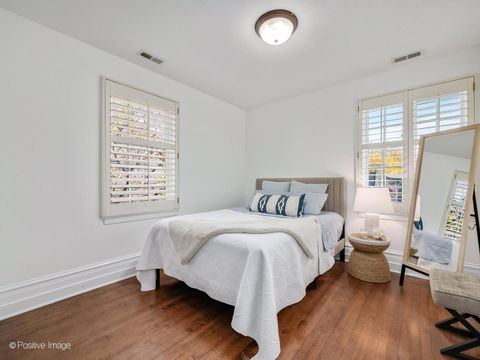 Tiny photo for 24 S WASHINGTON Circle, Hinsdale, IL 60521 (MLS # 12484350)