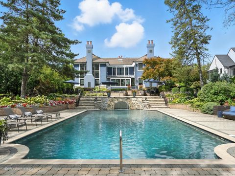 Tiny photo for 24 S WASHINGTON Circle, Hinsdale, IL 60521 (MLS # 12484350)