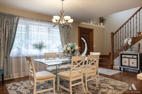 Tiny photo for 124 Sunrise Avenue, Willowbrook, IL 60527 (MLS # 12440001)