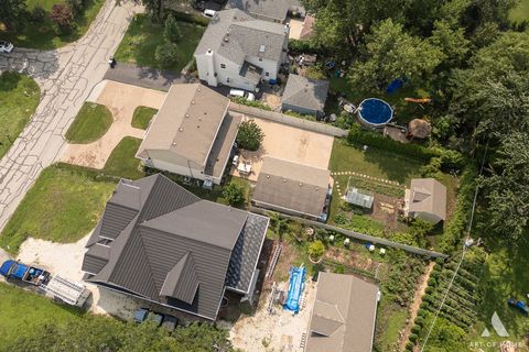 Tiny photo for 124 Sunrise Avenue, Willowbrook, IL 60527 (MLS # 12440001)