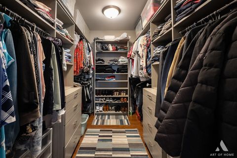 Tiny photo for 124 Sunrise Avenue, Willowbrook, IL 60527 (MLS # 12440001)