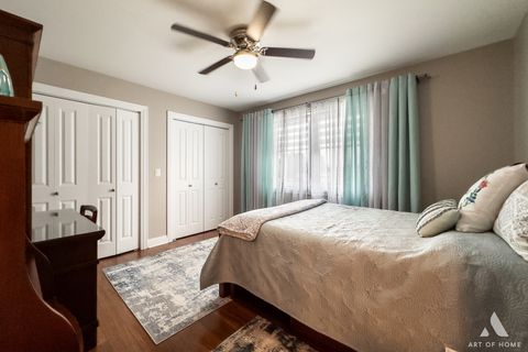 Tiny photo for 124 Sunrise Avenue, Willowbrook, IL 60527 (MLS # 12440001)