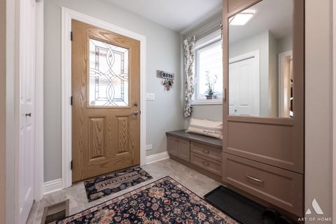 Tiny photo for 124 Sunrise Avenue, Willowbrook, IL 60527 (MLS # 12440001)