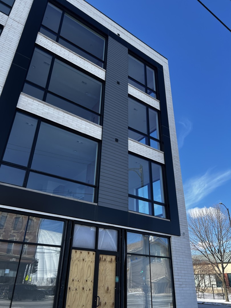 1304 S Ashland Avenue 400