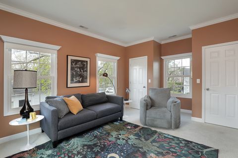 Tiny photo for 921 Woodbine Lane, Northbrook, IL 60062 (MLS # 12622848)