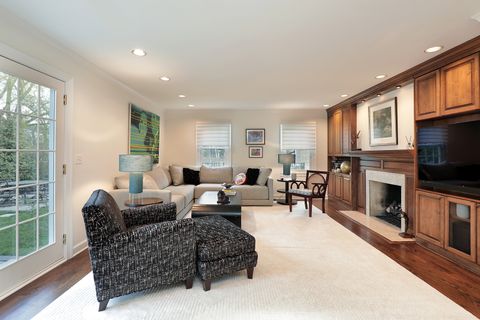 Tiny photo for 921 Woodbine Lane, Northbrook, IL 60062 (MLS # 12622848)