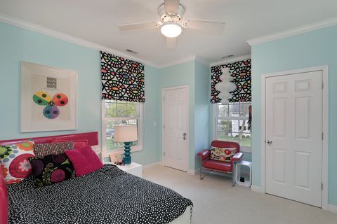 Tiny photo for 921 Woodbine Lane, Northbrook, IL 60062 (MLS # 12622848)
