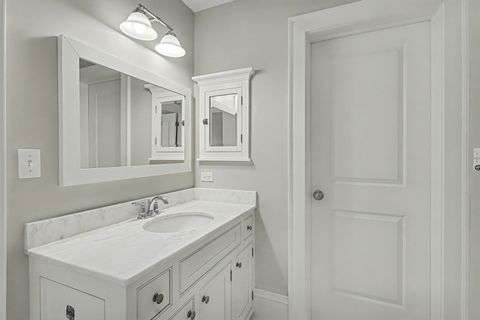 Tiny photo for 785 Meadow Lane, Libertyville, IL 60048 (MLS # 12507933)