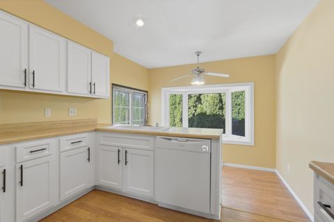 Tiny photo for 3960 N Tam-O-Shanter Drive, Bettendorf, IA 52722 (MLS # 12612133)