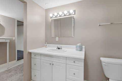 Tiny photo for 3960 N Tam-O-Shanter Drive, Bettendorf, IA 52722 (MLS # 12612133)