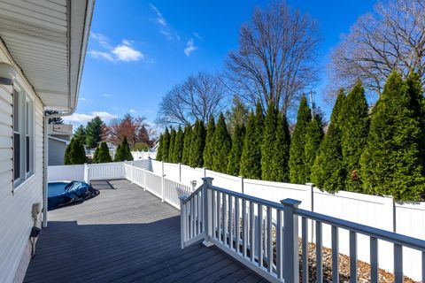 Tiny photo for 3960 N Tam-O-Shanter Drive, Bettendorf, IA 52722 (MLS # 12612133)