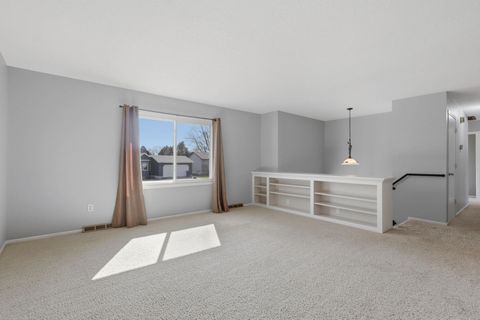 Tiny photo for 3960 N Tam-O-Shanter Drive, Bettendorf, IA 52722 (MLS # 12612133)