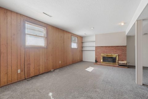 Tiny photo for 3960 N Tam-O-Shanter Drive, Bettendorf, IA 52722 (MLS # 12612133)