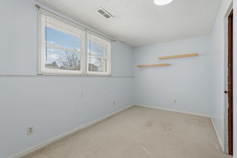 Tiny photo for 3960 N Tam-O-Shanter Drive, Bettendorf, IA 52722 (MLS # 12612133)