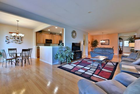 Tiny photo for 2832 Beacon Point Circle, Elgin, IL 60124 (MLS # 12506088)
