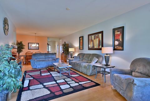 Tiny photo for 2832 Beacon Point Circle, Elgin, IL 60124 (MLS # 12506088)