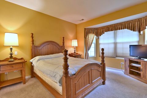 Tiny photo for 2832 Beacon Point Circle, Elgin, IL 60124 (MLS # 12506088)