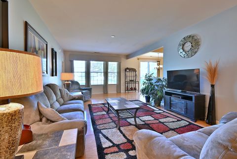 Tiny photo for 2832 Beacon Point Circle, Elgin, IL 60124 (MLS # 12506088)