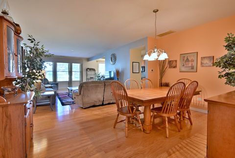 Tiny photo for 2832 Beacon Point Circle, Elgin, IL 60124 (MLS # 12506088)