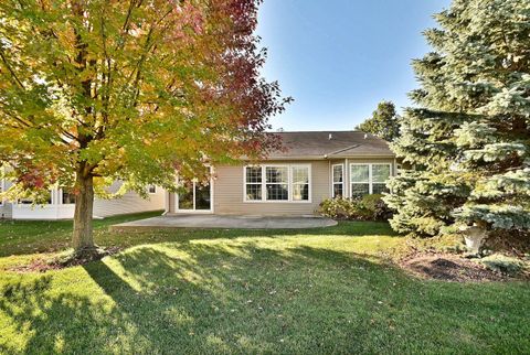 Tiny photo for 2832 Beacon Point Circle, Elgin, IL 60124 (MLS # 12506088)