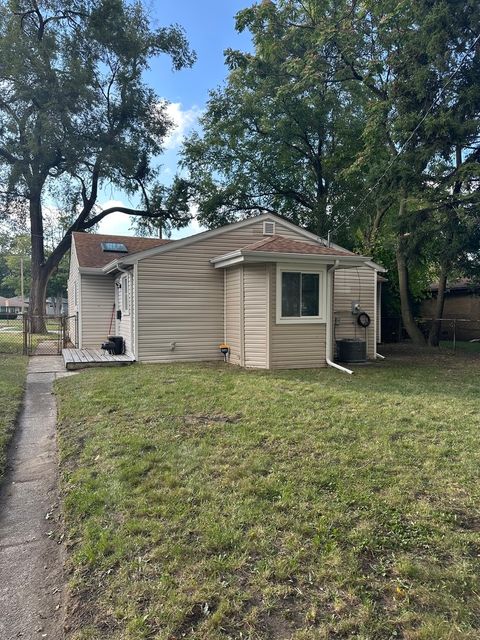 Tiny photo for 14619 Minerva Avenue, Dolton, IL 60419 (MLS # 12499063)