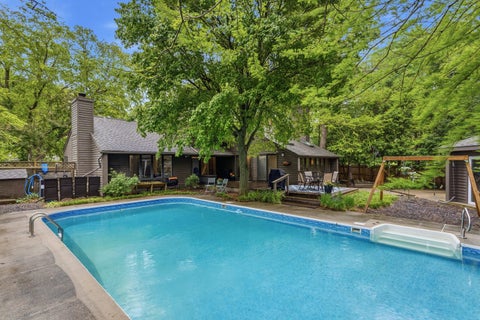 Tiny photo for 905 Barclay Court, Champaign, IL 61821 (MLS # 12644713)