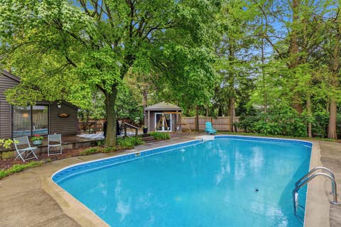 Tiny photo for 905 Barclay Court, Champaign, IL 61821 (MLS # 12644713)