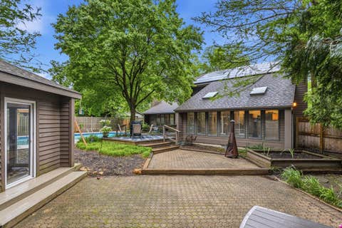 Tiny photo for 905 Barclay Court, Champaign, IL 61821 (MLS # 12644713)