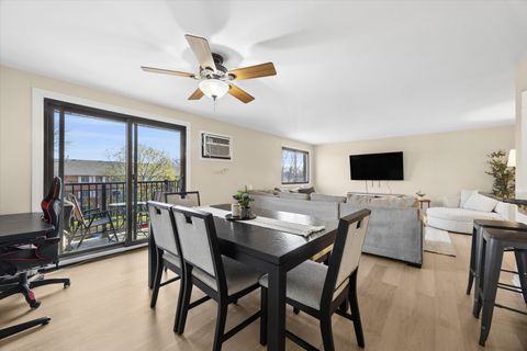 Tiny photo for 1240 S LORRAINE Road #3B, Wheaton, IL 60189 (MLS # 12608417)