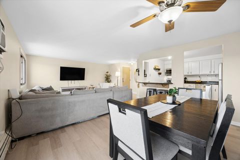 Tiny photo for 1240 S LORRAINE Road #3B, Wheaton, IL 60189 (MLS # 12608417)