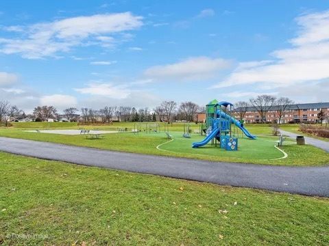 Tiny photo for 1240 S LORRAINE Road #3B, Wheaton, IL 60189 (MLS # 12608417)