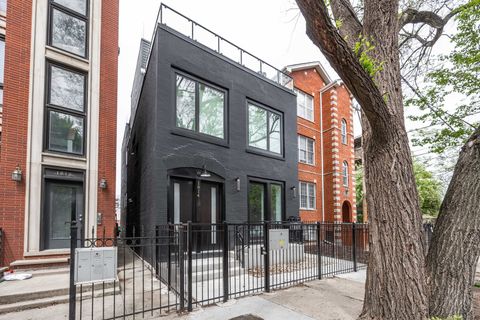 1814 W Thomas Street 2F Chicago IL 60622