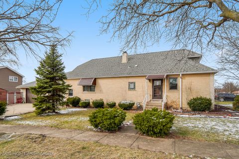 Photo of 17010 88th Court, Orland Hills, IL 60487 (MLS # 12564581)