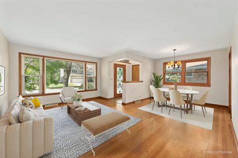 Tiny photo for 963 S Saylor Avenue, Elmhurst, IL 60126 (MLS # 12494661)