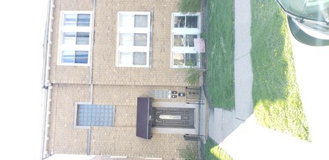 Photo of 1906 Grove Avenue #GARDEN, Berwyn, IL 60402 (MLS # 12612783)