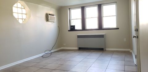 Tiny photo for 1906 Grove Avenue #GARDEN, Berwyn, IL 60402 (MLS # 12612783)