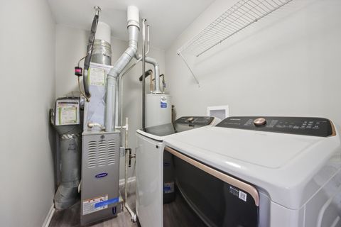 Tiny photo for 1410 Essex Street, Algonquin, IL 60102 (MLS # 12601036)