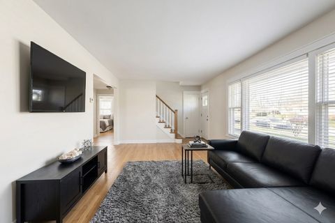 Tiny photo for 432 Winston Lane, Chicago Heights, IL 60411 (MLS # 12594222)