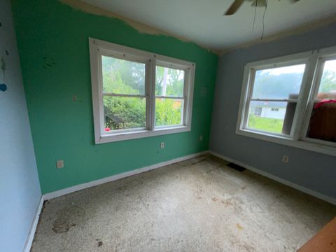 Tiny photo for 754 S Oakland Avenue, Decatur, IL 62522 (MLS # 12656615)