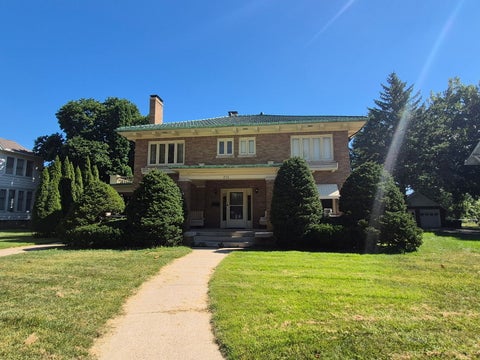 Photo of 810 Locust Street, Sterling, IL 61081 (MLS # 12769169)
