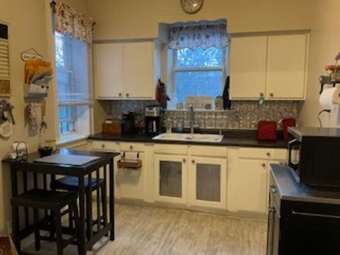 Tiny photo for 213 W QUINCY Street #1, Riverside, IL 60546 (MLS # 12590372)