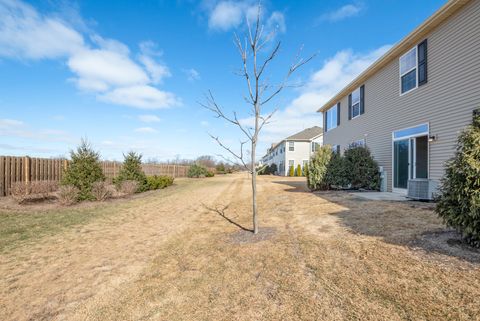 Tiny photo for 2045 Stuttle Road, Batavia, IL 60510 (MLS # 12575522)