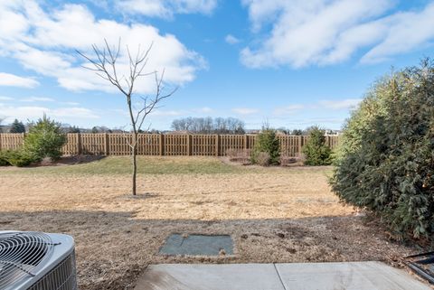 Tiny photo for 2045 Stuttle Road, Batavia, IL 60510 (MLS # 12575522)