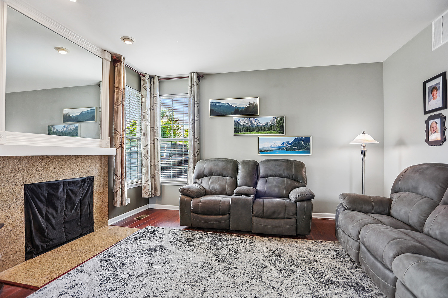 200 St James Parkway