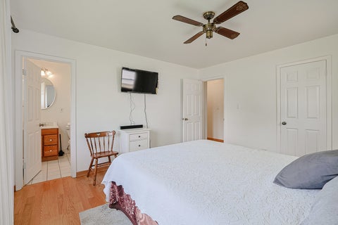Tiny photo for 521 Edgewood Lane, Elk Grove Village, IL 60007 (MLS # 12707974)