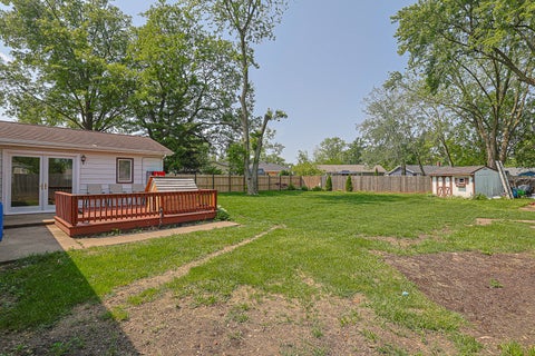 Tiny photo for 521 Edgewood Lane, Elk Grove Village, IL 60007 (MLS # 12707974)