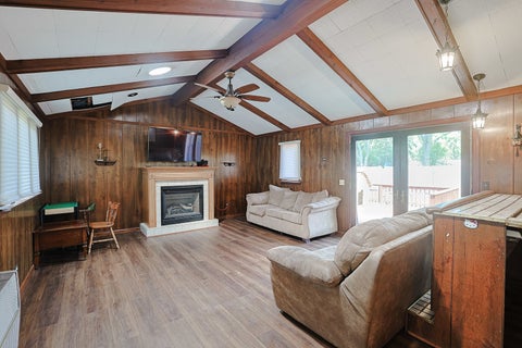 Tiny photo for 521 Edgewood Lane, Elk Grove Village, IL 60007 (MLS # 12707974)